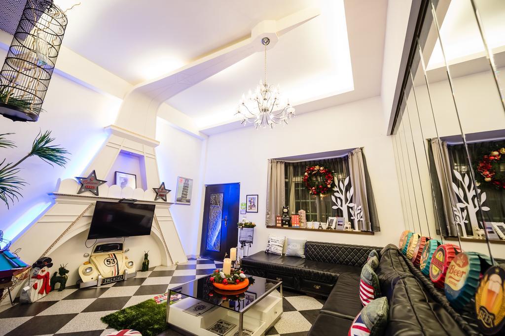 巴黎villa 主題派對k歌 Bbq 麻將包棟 Luodong Room photo