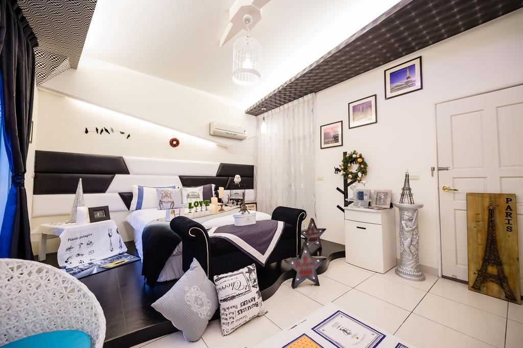 巴黎villa 主題派對k歌 Bbq 麻將包棟 Luodong Exterior photo